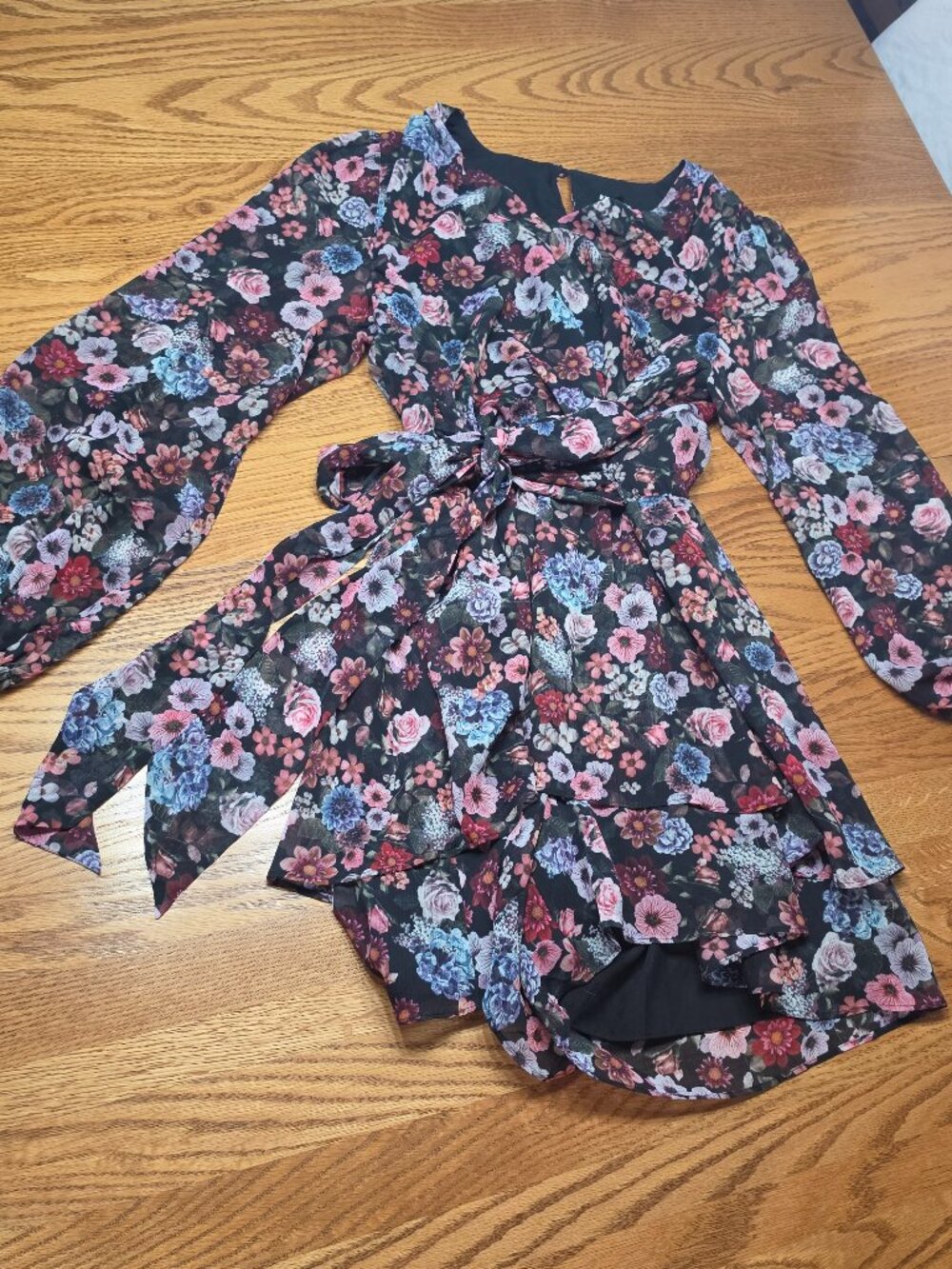 Express Floral Scheer Long-sleeve Romper Jumper Shorts Size M